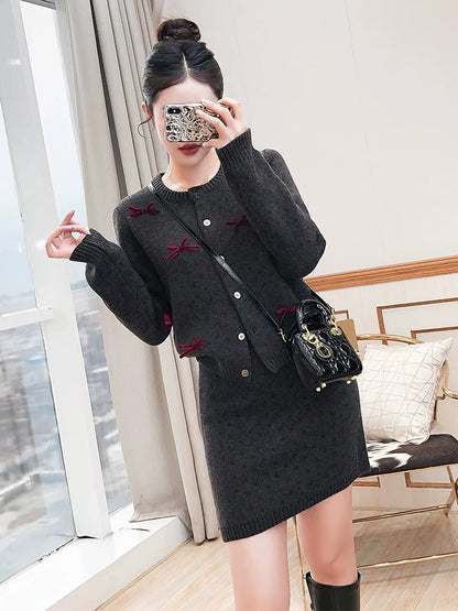 Knitted Suit 2024 New Two-piece Set Fashionable and Fine Cardigan Sweater Short Skirt Casual Suit Women's Autumn and Winter