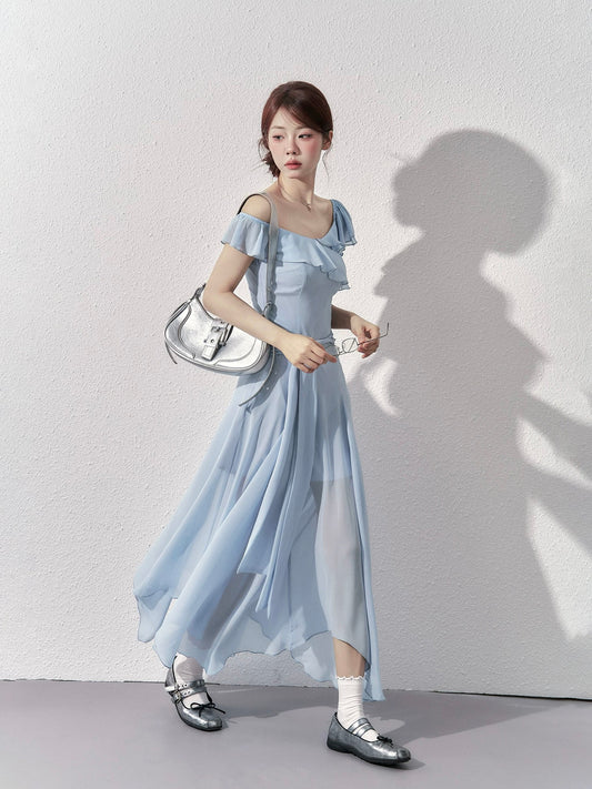 A little wild berry French temperament dress for women summer 2025 new sweet off-shoulder oblique collar waist slim long dress
