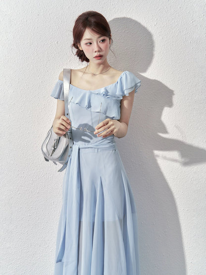 A little wild berry French temperament dress for women summer 2025 new sweet off-shoulder oblique collar waist slim long dress