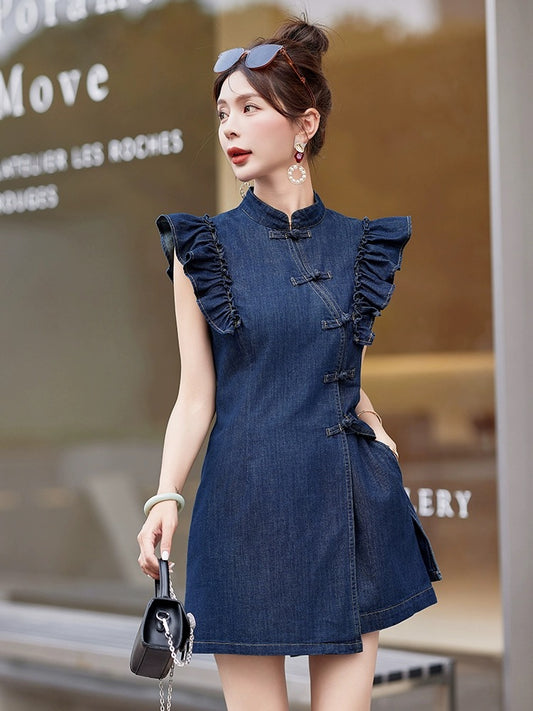 New Chinese style national style denim suit for women 2024 summer new fashion retro disc buckle small flying sleeve shorts two-piece set
