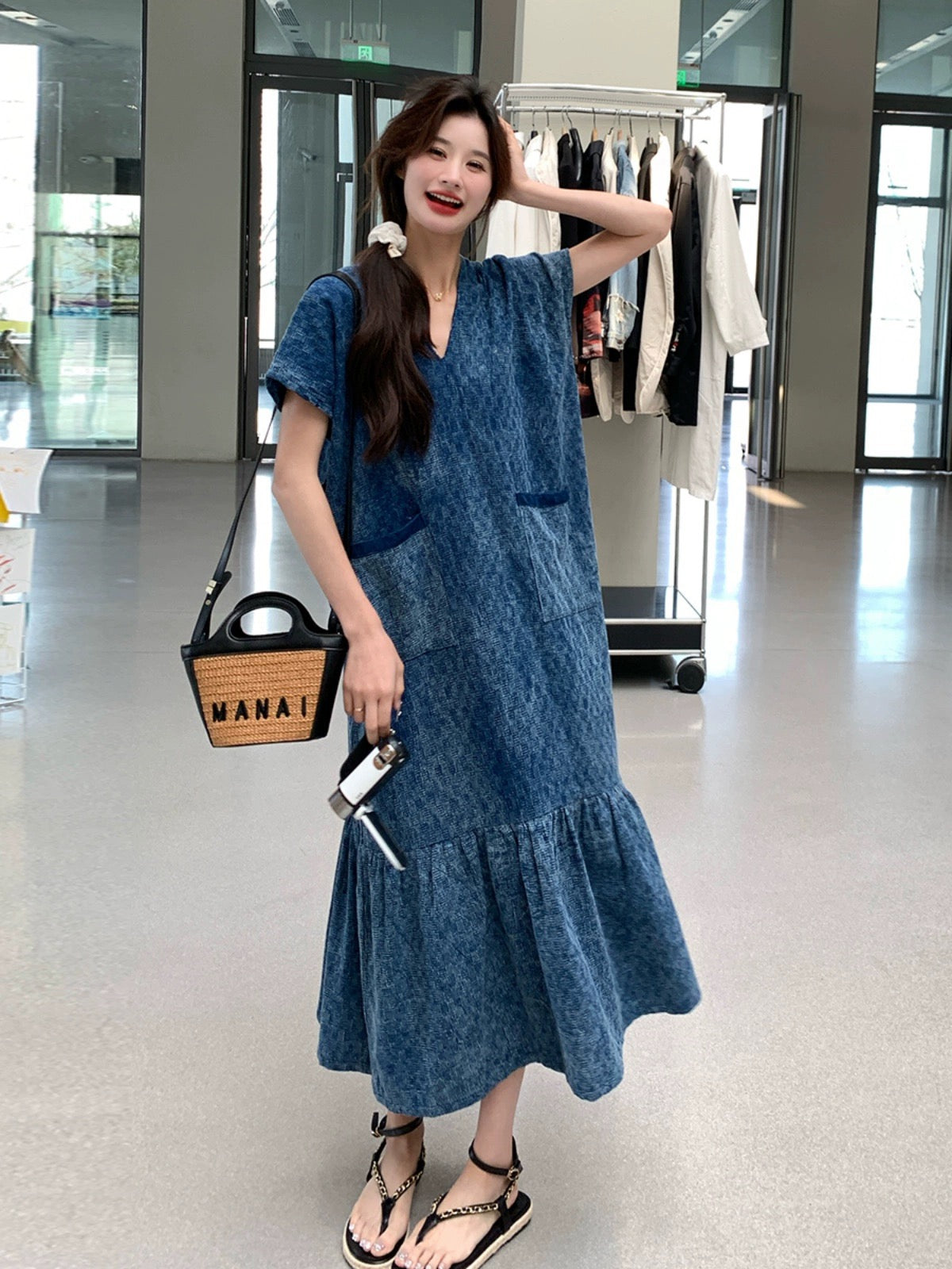 korean loose dress Blue V-neck design dress summer women's 2024 new Korean style loose fi –  Lee Nhi Boutique