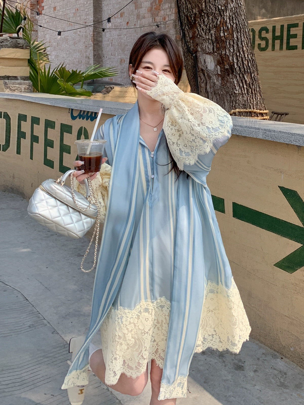French lace splicing dress spring and autumn women's 2024 new high-end puff sleeve bow mid-length A-line skirt
