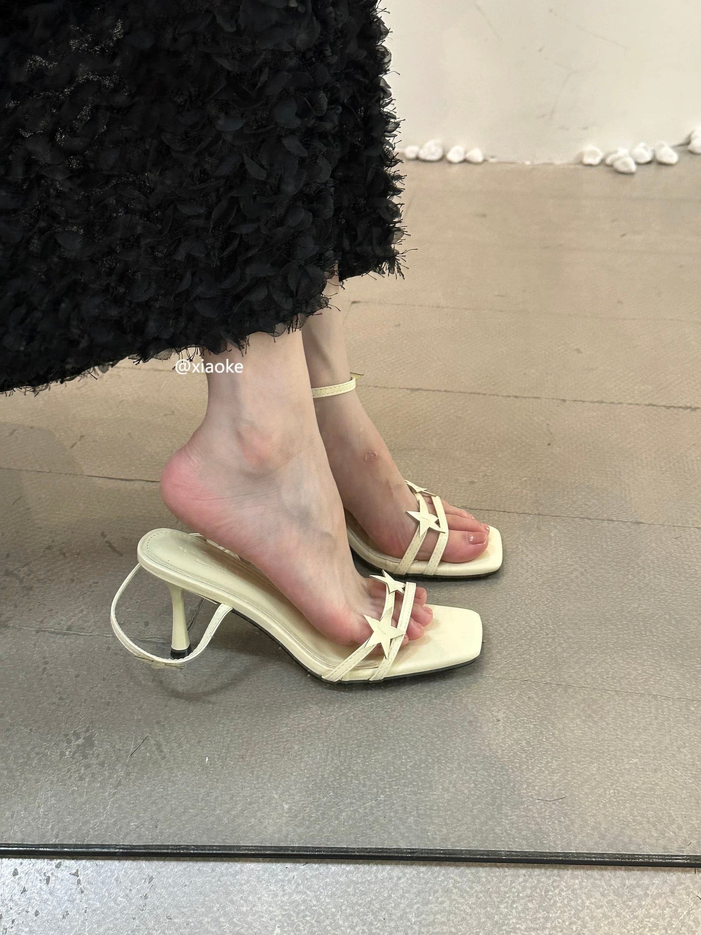 2025 New Pink Open-Toe High-Heeled Sandals for Women, Summer Stiletto Heels, Niche Design, High-Heeled Sandals/Slippers