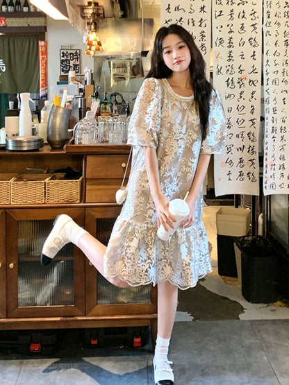 Designed lace embroidered dress for women summer 2024 new unique niche loose slimming spliced T-shirt skirt