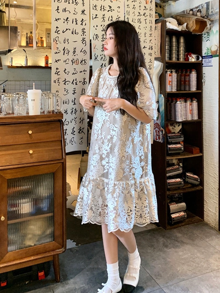 Designed lace embroidered dress for women summer 2024 new unique niche loose slimming spliced T-shirt skirt