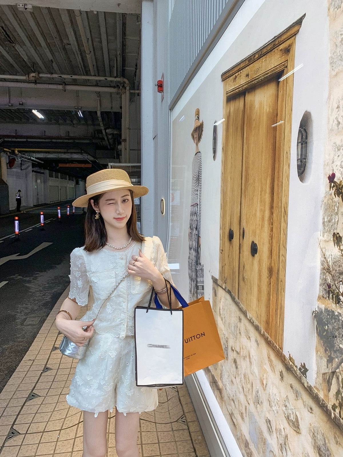 Fish Rabbit's Rabbit Temperament Wear A Complete Set of Crocheted Shorts Suit Women's 2024 Summer New Two-piece Set