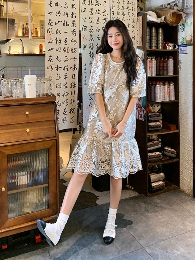 Designed lace embroidered dress for women summer 2024 new unique niche loose slimming spliced T-shirt skirt