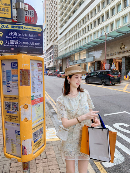 Xiaoxiangfeng hollow skirt two-piece suit for women 2024 summer new age-reducing temperament complete set