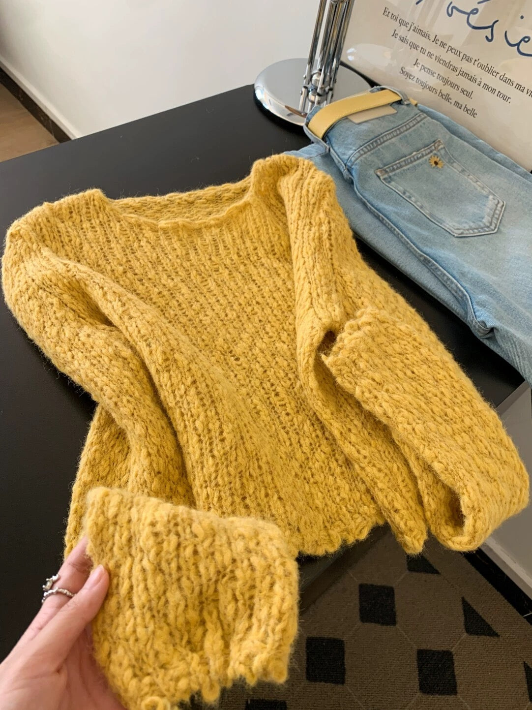 Korean style lazy style pullover sweater women's autumn and winter design niche loose soft knitted sweater long-sleeved top