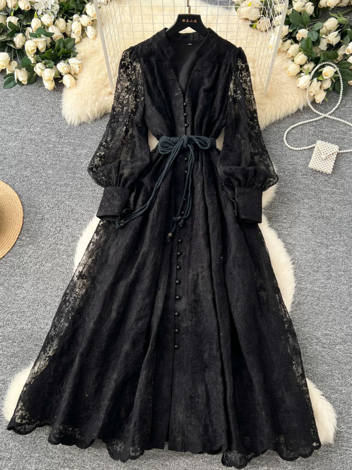 French high-end women's dress 2025 spring waist heavy embroidery V-neck lantern sleeves single-breasted long skirt