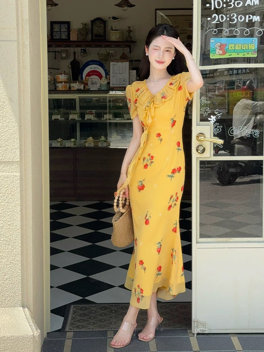 LILI Li Lijia [Little Yellow Apricot] 2025 Summer New French Holiday Style Whitening Yellow Floral Fishtail Skirt