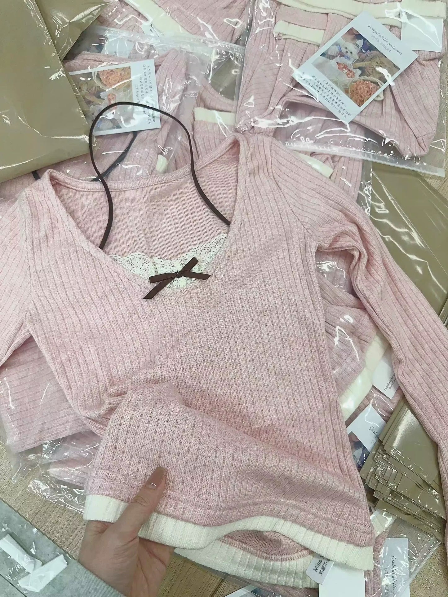 Fake two-piece lace splicing halter neck long-sleeved spring women's knitted sweater design slim pure desire style top