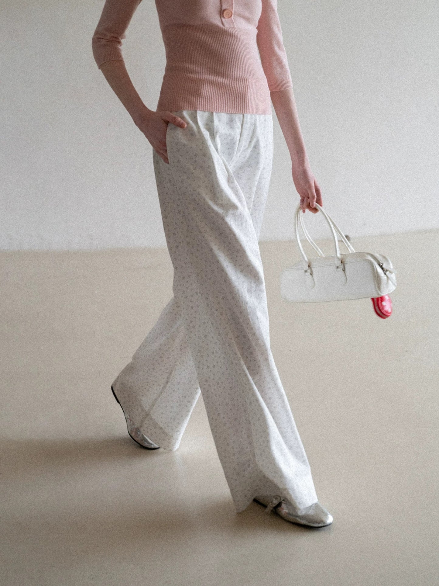 [In Stock] EGGKA Fresh Floral White Casual Wide-Leg Pants for Women, Spring/Summer Style, Loose Fit, Straight Leg Trousers