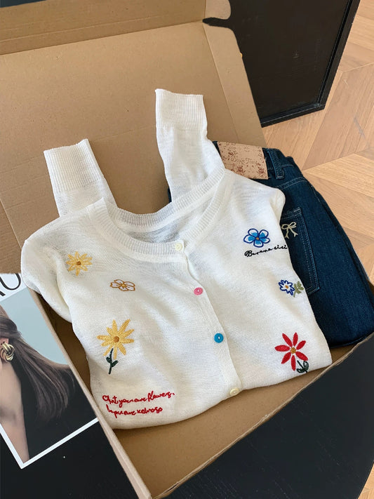 Korean design flower embroidery thin knitted cardigan women's autumn fashion age-reducing round neck sun protection cardigan top