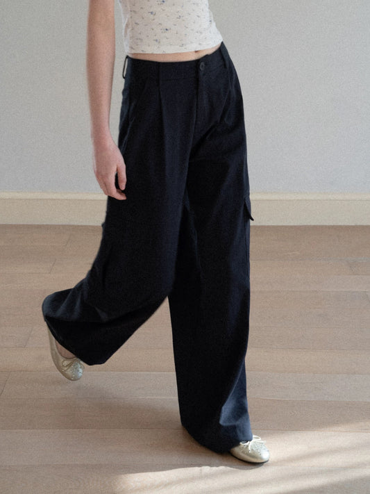 EGGKA Women's Wide-Leg Cargo Pants with Large Pockets, Spring/Summer, High-Waisted, Simple Straight Leg, Slimming, Sweet and Cool Style