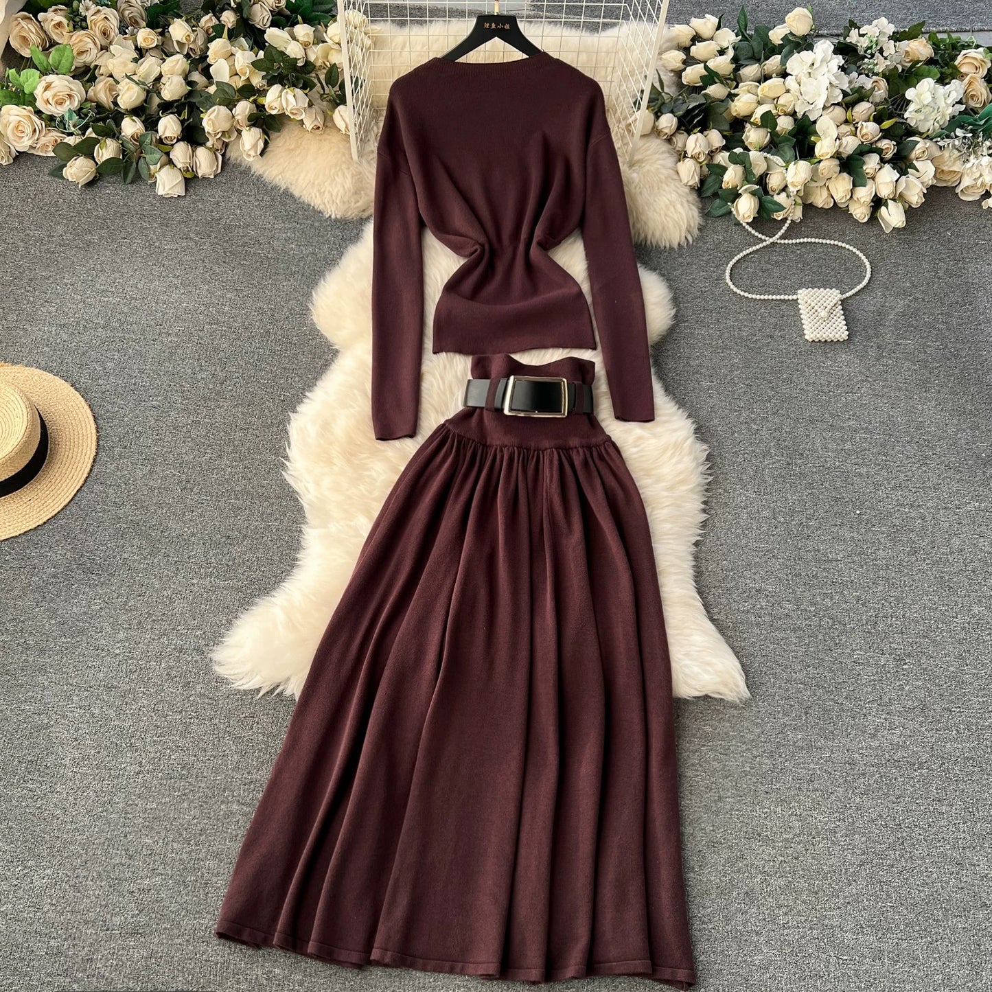 Yujie light luxury and high-end two-piece set for women long-sleeved slim knitted sweater + high-waist slimming A-line skirt