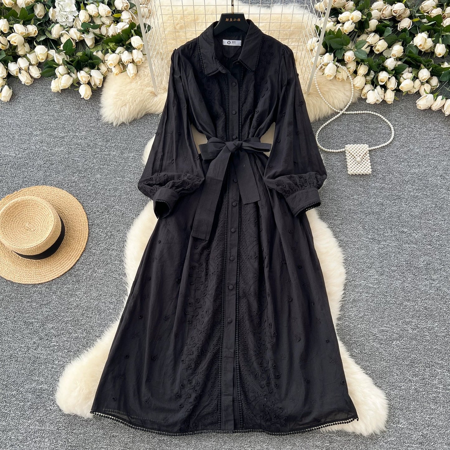 French sweet retro heavy industry hollow crochet embroidery straps to tighten the waist and look slimming long-sleeved single-breasted dress