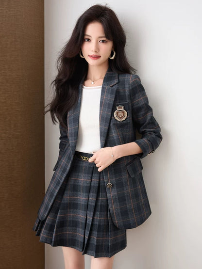 2024 New Spring Autumn and Winter Plaid Retro Blazer Women's Suit Skirt Pleated Skirt College Style Professional High-end