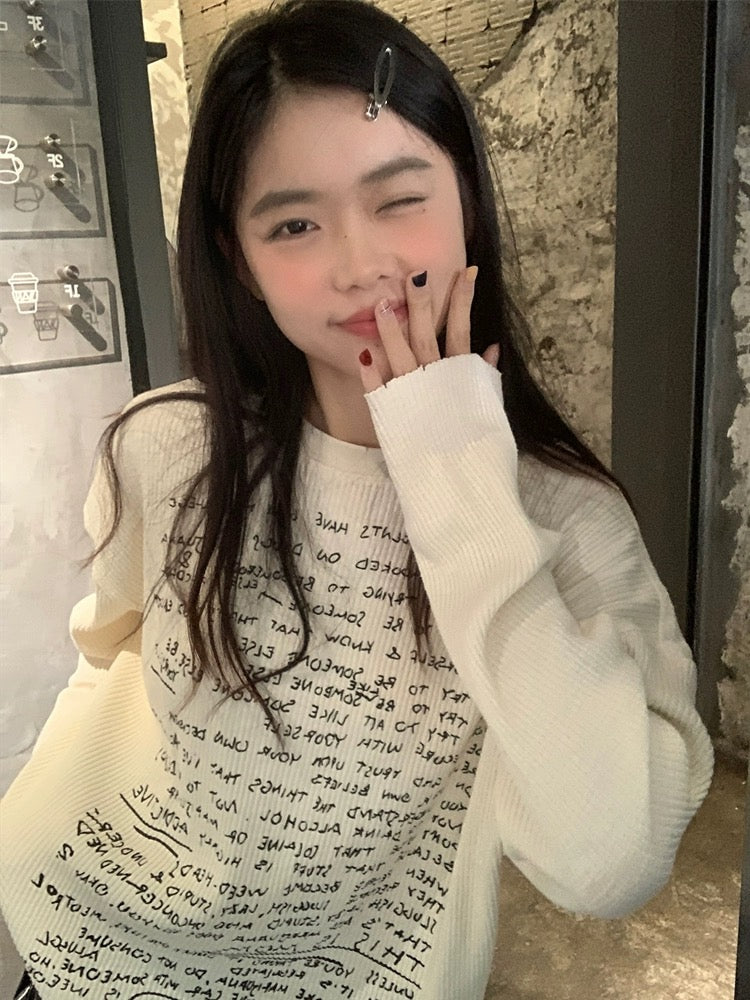 Sweet and spicy style right shoulder long sleeve letter printed T-shirt for women spring niche slimming short white bottoming top