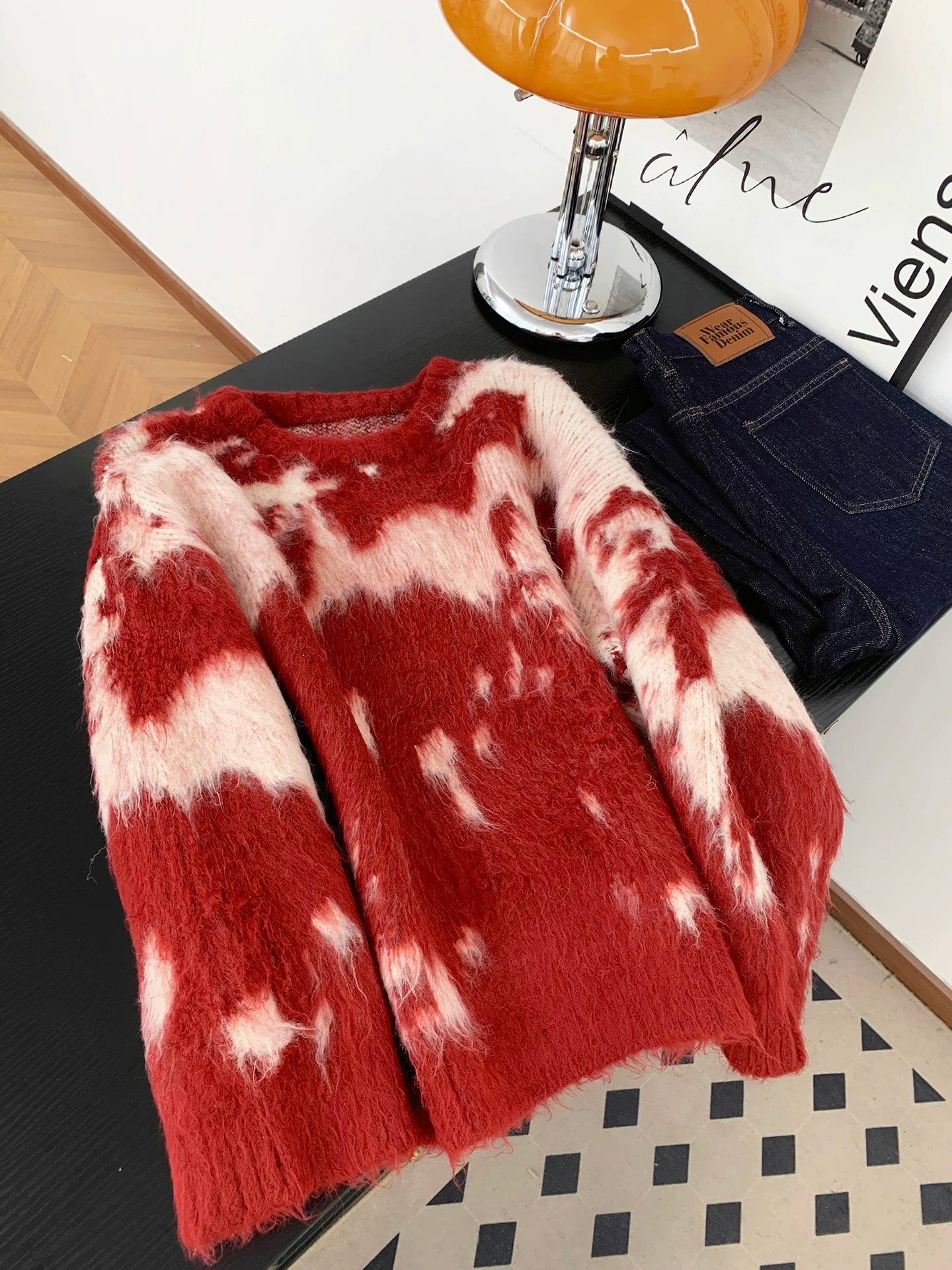 Atmosphere retro New Year red gradient sweater women autumn and winter stylish soft lazy style round neck knitted sweater top