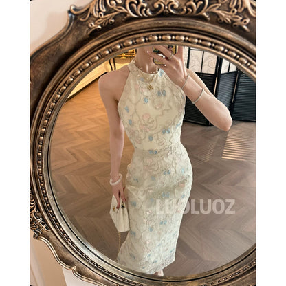 LUOLUOZ [Huayu Lakeside] High-end temperament heavy-duty light luxury sleeveless waist goddess dress CC099