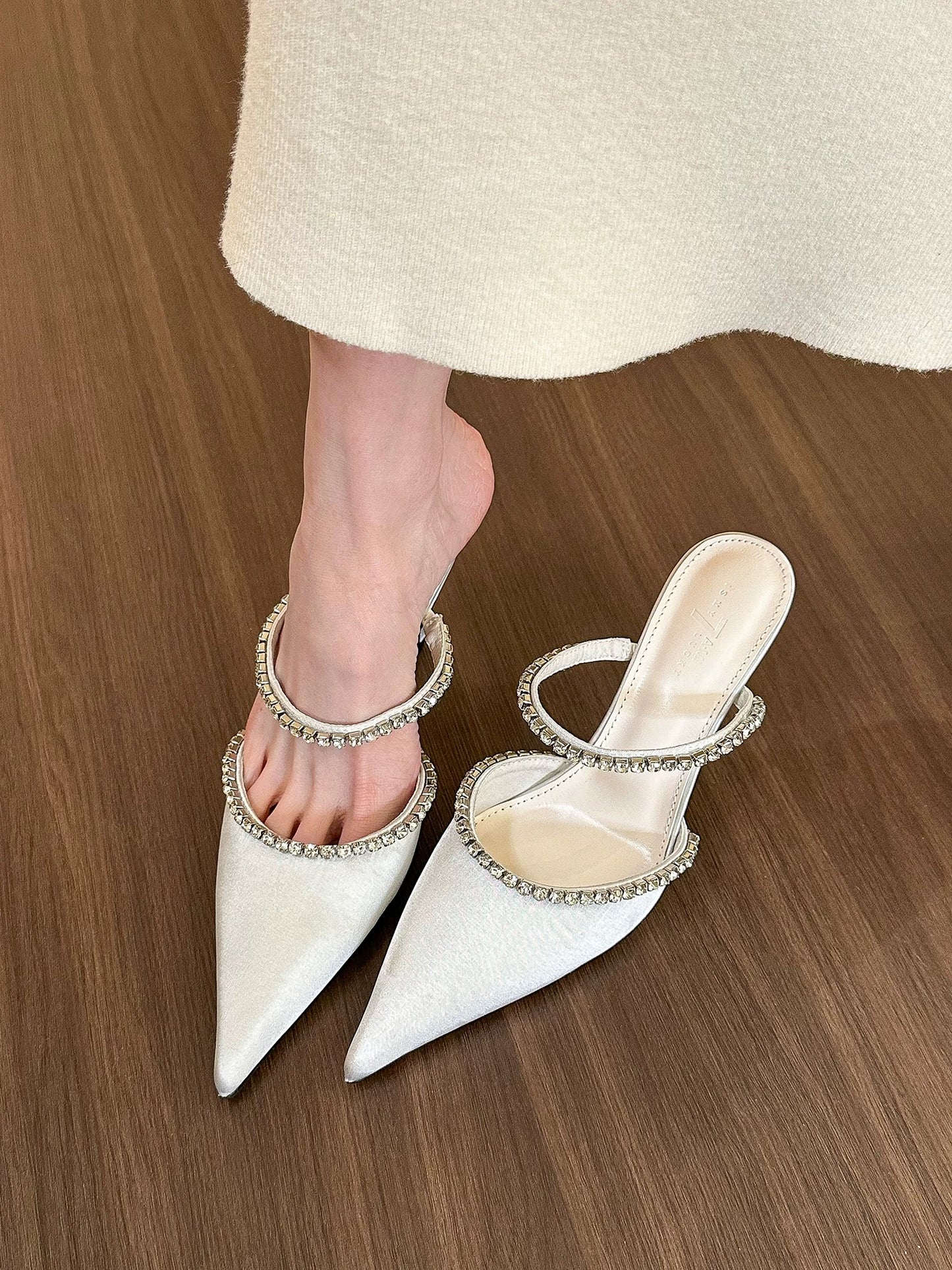 elingstudio is so beautiful! Rhinestone shallow pumps for women spring pointed toe stiletto half slippers for women