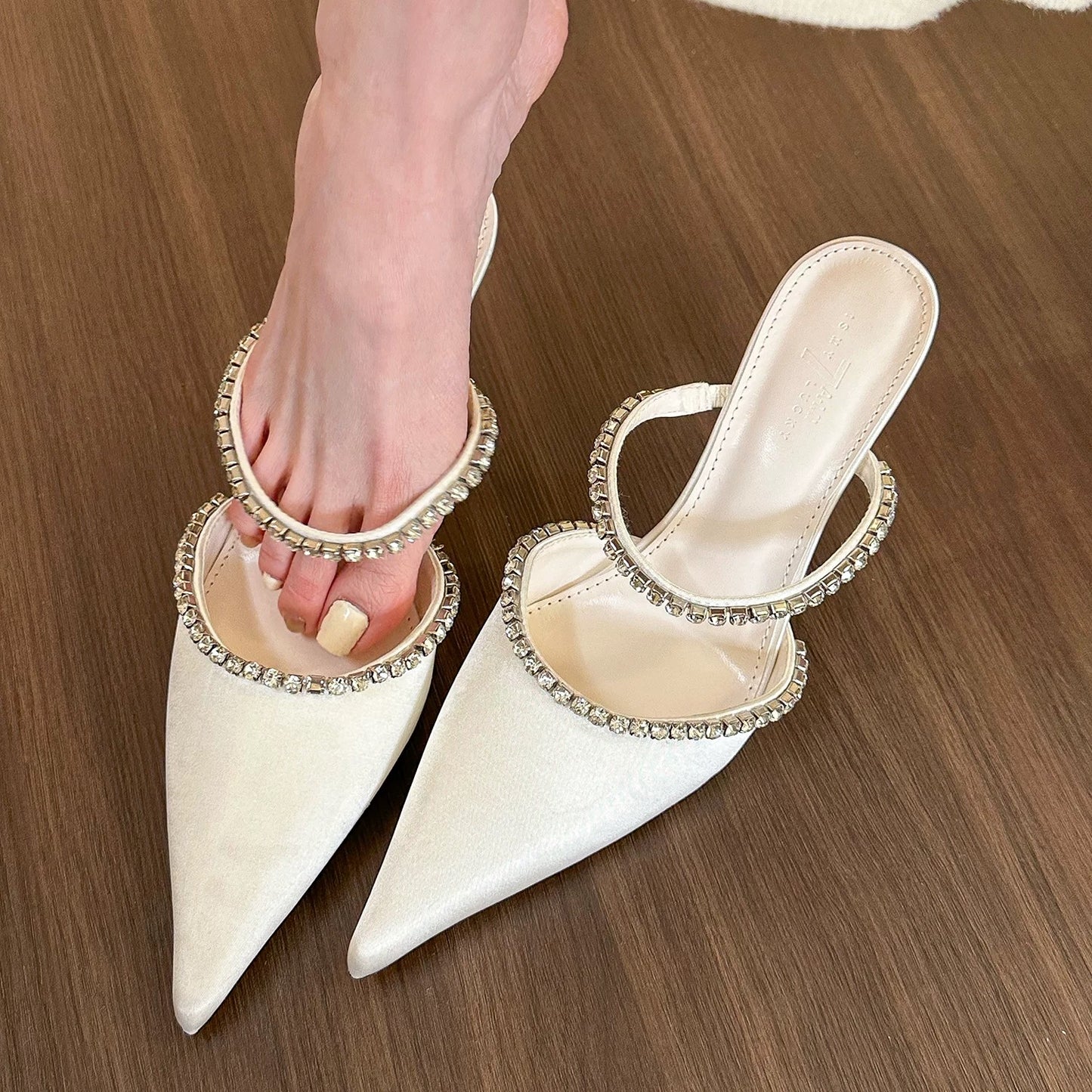 elingstudio is so beautiful! Rhinestone shallow pumps for women spring pointed toe stiletto half slippers for women