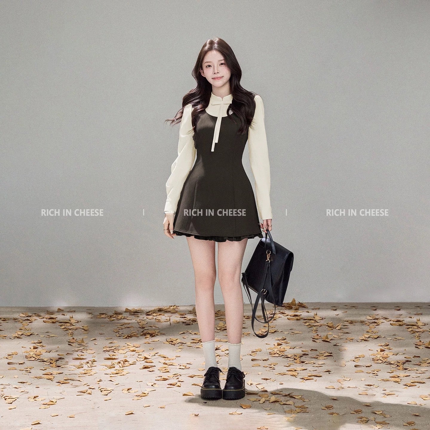 Jin Chuanchuan Half Sugar Mocha Korean Style Autumn/Winter Elegant Fashion Patchwork Faux Two-Piece Dress with Middle Collar and Slim Waist