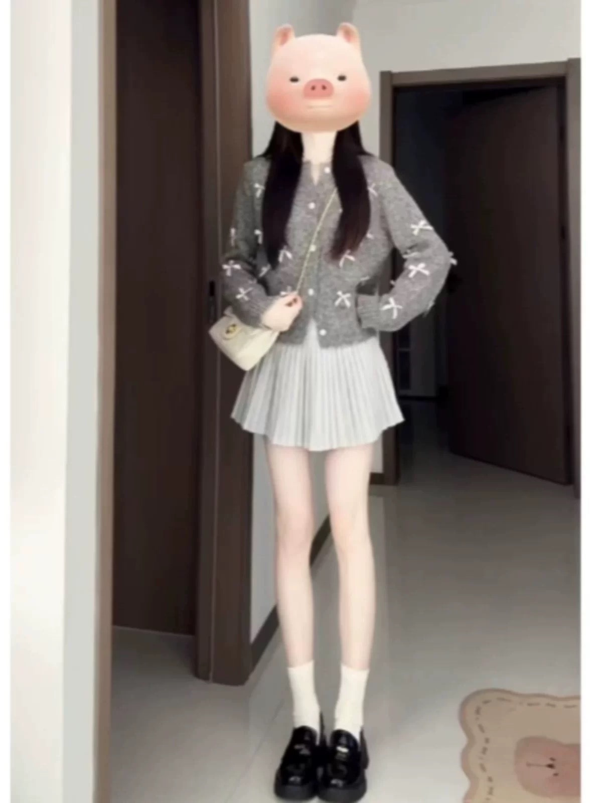 Korean-style chic short cardigan and short sweater set with unique bow design, perfect for petite women in spring and autumn.