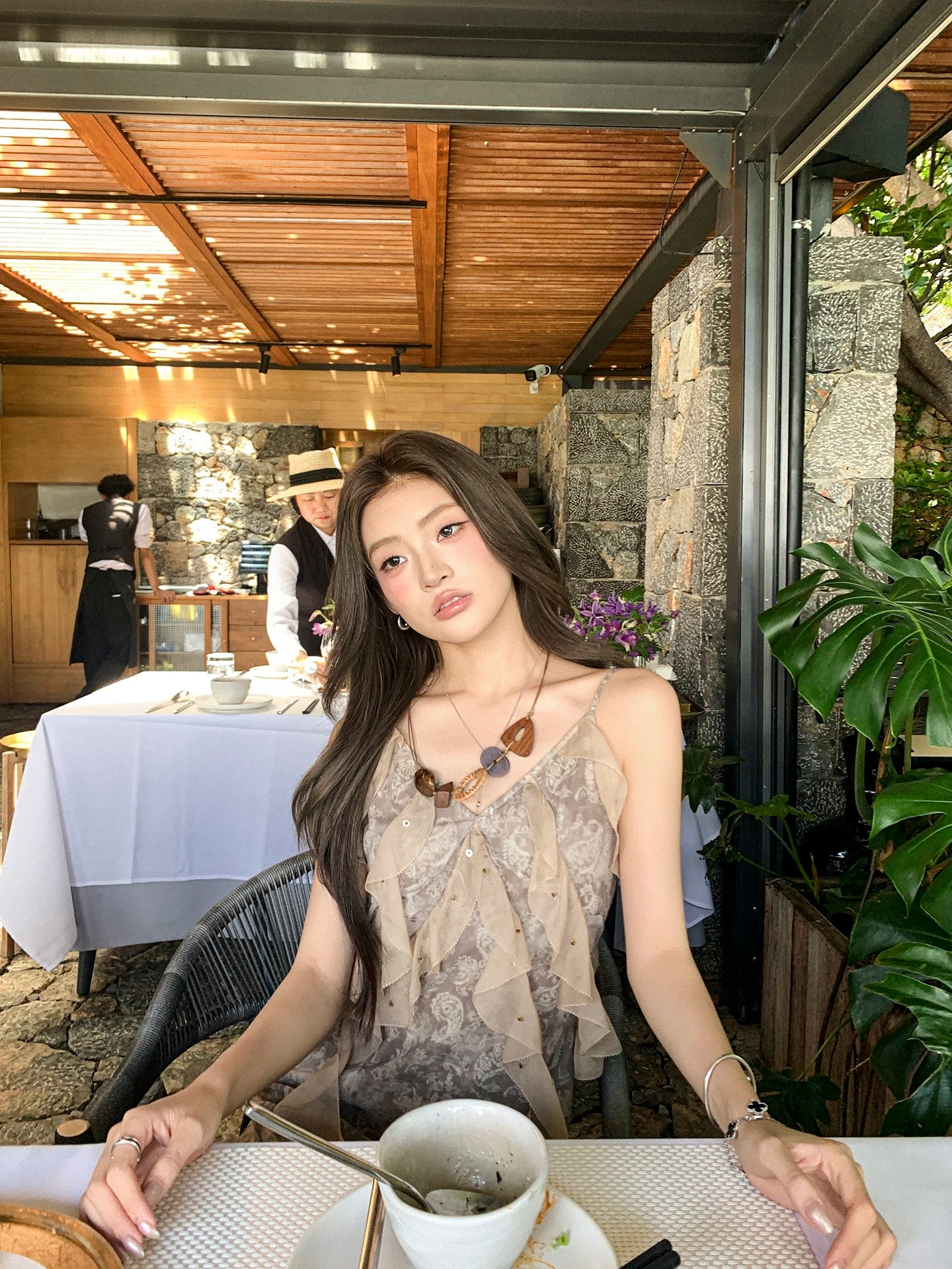 Earth Store French-style niche design vacation-style ruffled dress for women, loose fit, slimming printed suspender dress