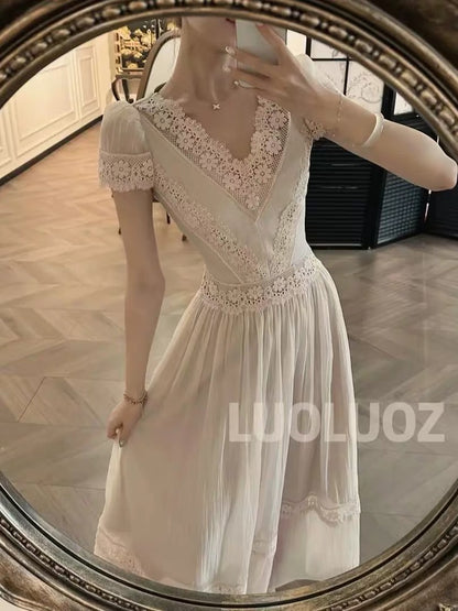 LUOLUOZ [Light & Graceful] French-style V-neck long summer dress with ruffled details and a waist-cinching, slimming fit (JF1406)