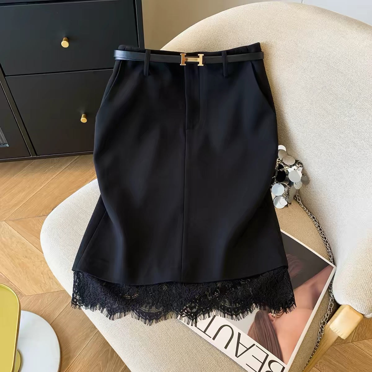 [Aohansi] Sophisticated Workwear Skirt – 2026 Spring/Summer High-Waisted Style with Lace Trim Detailing