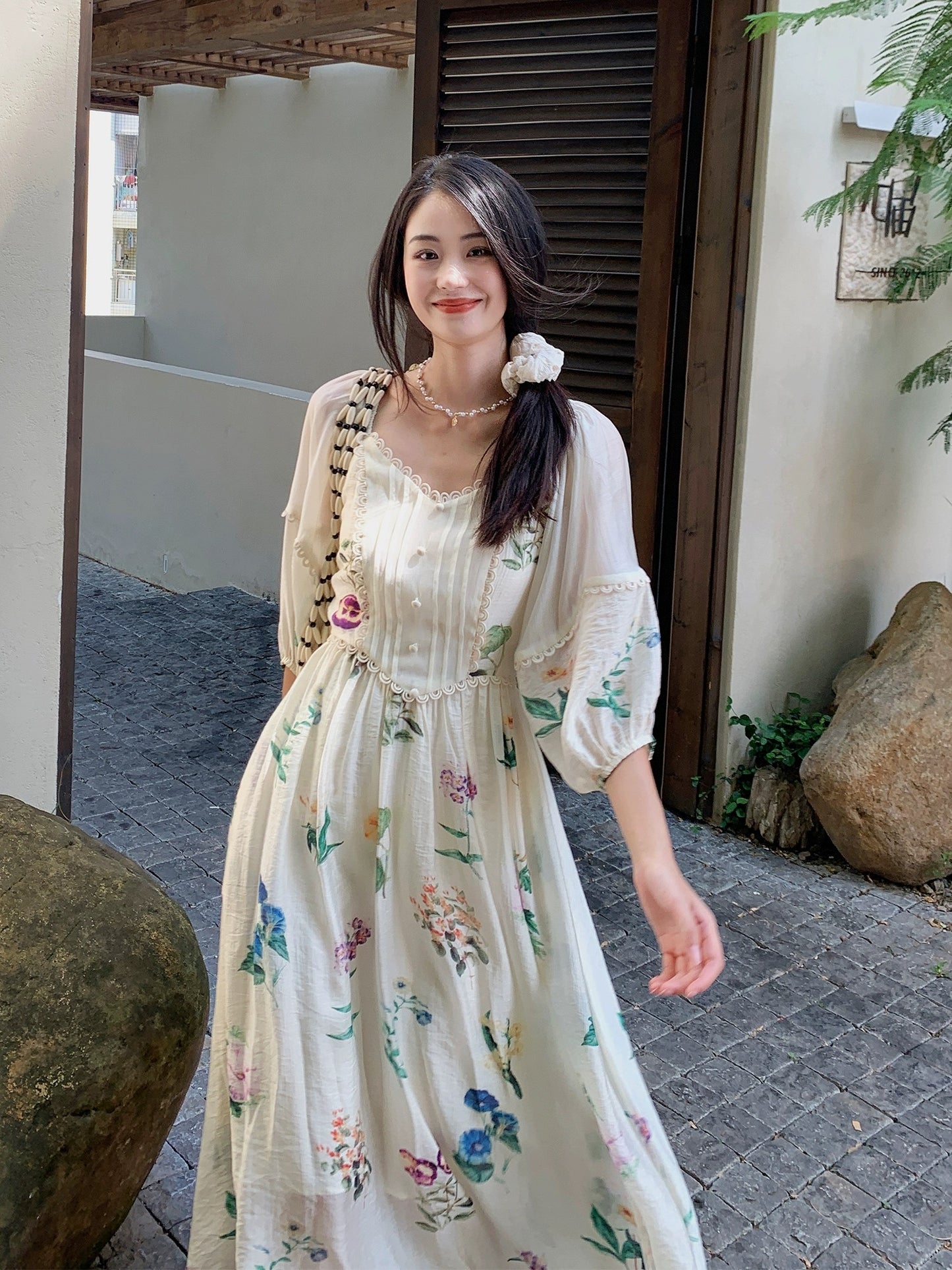LAZYZ French printed retro puff sleeve Tencel dress for women summer 2024 new style waist tea break dress long skirt