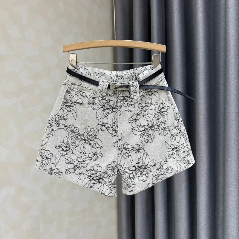 2025 summer new jacquard denim shorts women's Korean version high waist fashionable and versatile loose and slim a-line hot pants ins