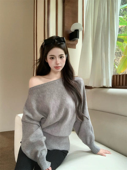 Pink one-shoulder bat-sleeve sweater for women in autumn and winter long-sleeved off-shoulder sweater loose lazy style off-the-shoulder top