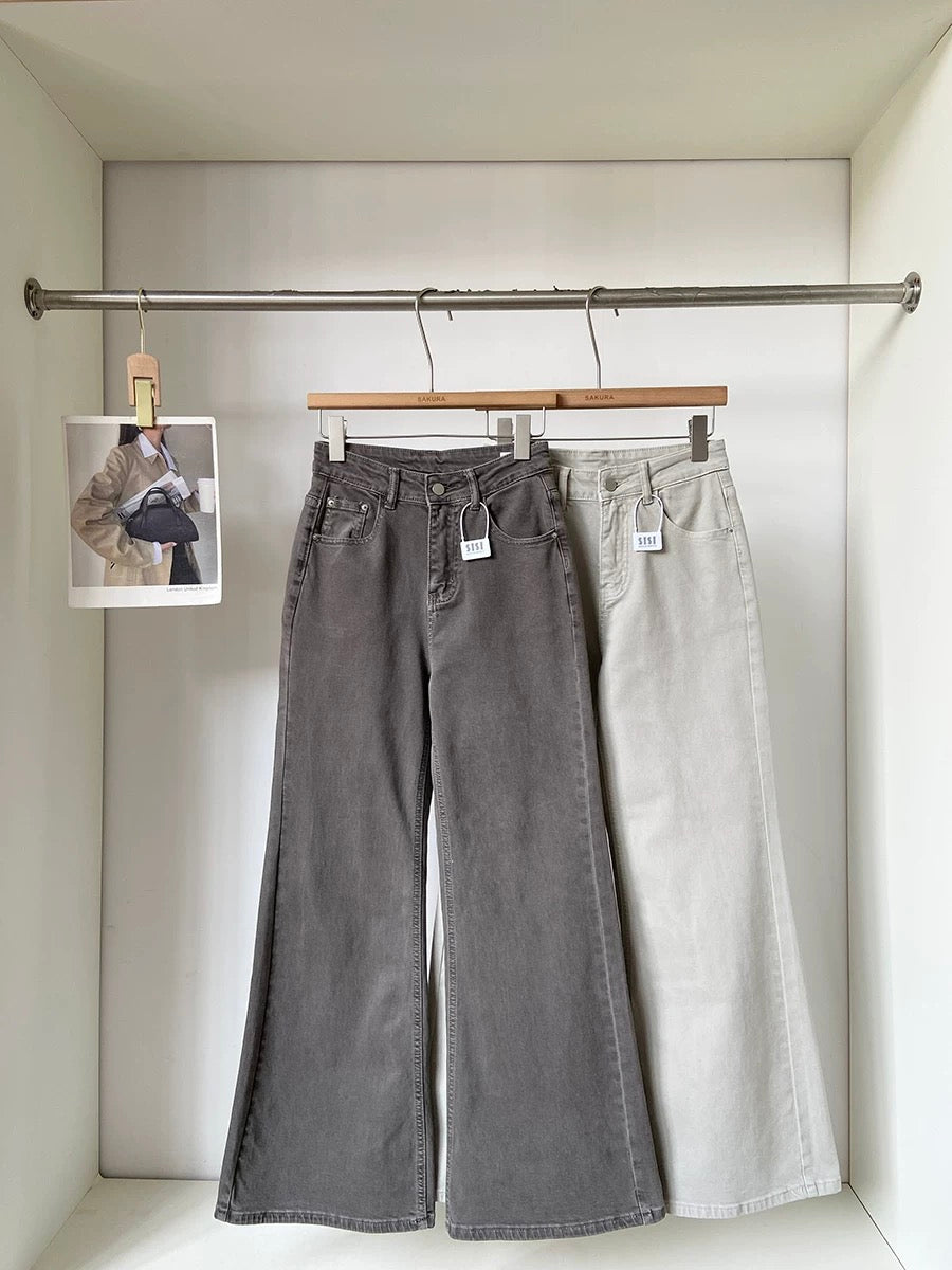 Women's high-waisted washed denim wide-leg pants with a vertical drape, new spring 2026 style, Korean style, versatile, slimming, and suitable for wearing outside.