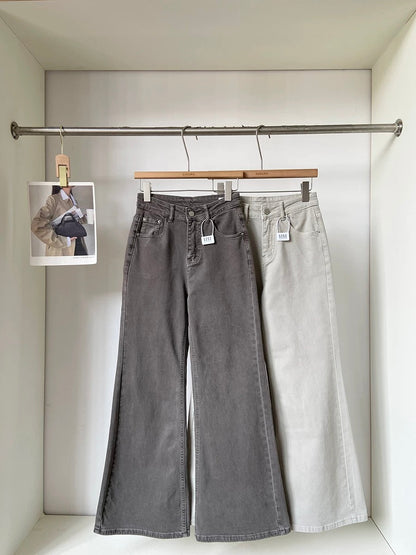 Women's high-waisted washed denim wide-leg pants with a vertical drape, new spring 2026 style, Korean style, versatile, slimming, and suitable for wearing outside.