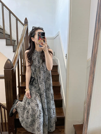 Jin Suyi flower halter neck long skirt for women 2024 summer Korean version slimming small fresh plaid dress chic skirt