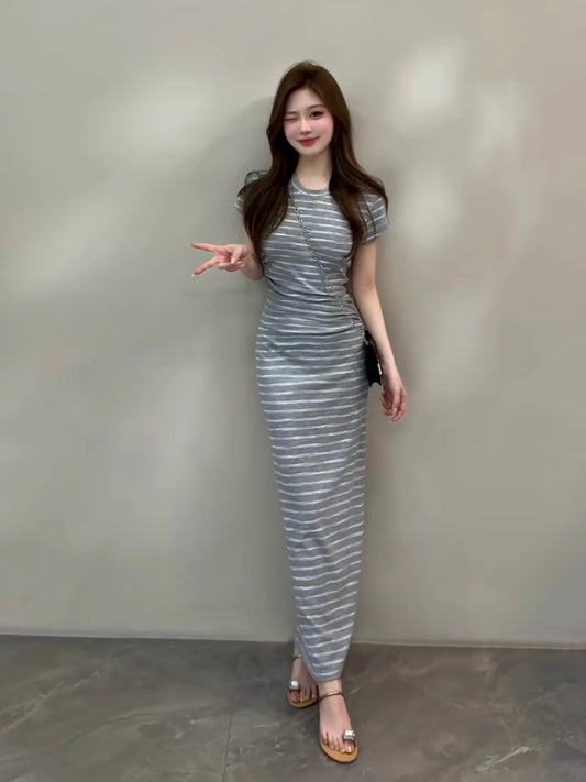 Yu-Yan Summer New Style Pleated Waist Striped Long Dress Round Neck Short Sleeve Casual Fashion Dress DT2057