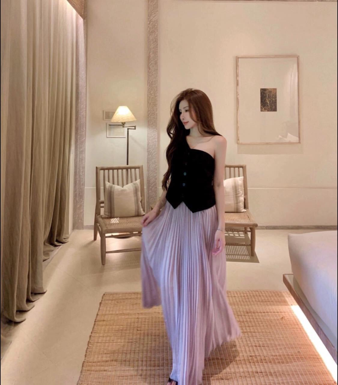 5/20 JUNSTUDIO [Texture First] Black 100 linen niche one-shoulder tube top+Skirt