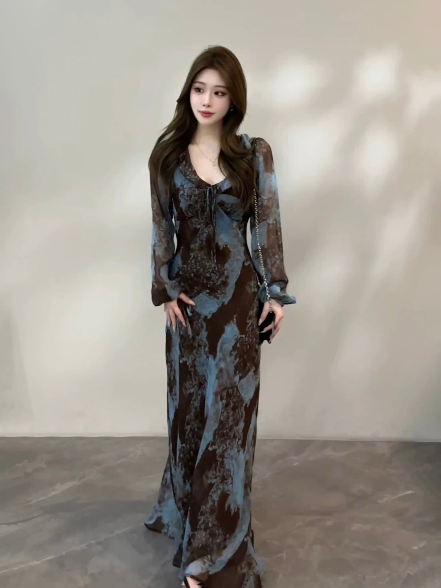 Yu-Yan French V-neck ink wash print dress, summer elegant slim-fit long dress DT2020