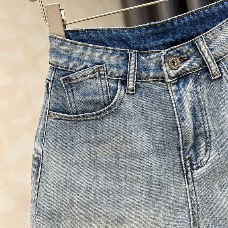 European goods worn out Hong Kong style retro hot girl high street loose straight jeans women's raw edge thin slim wide leg hot pants