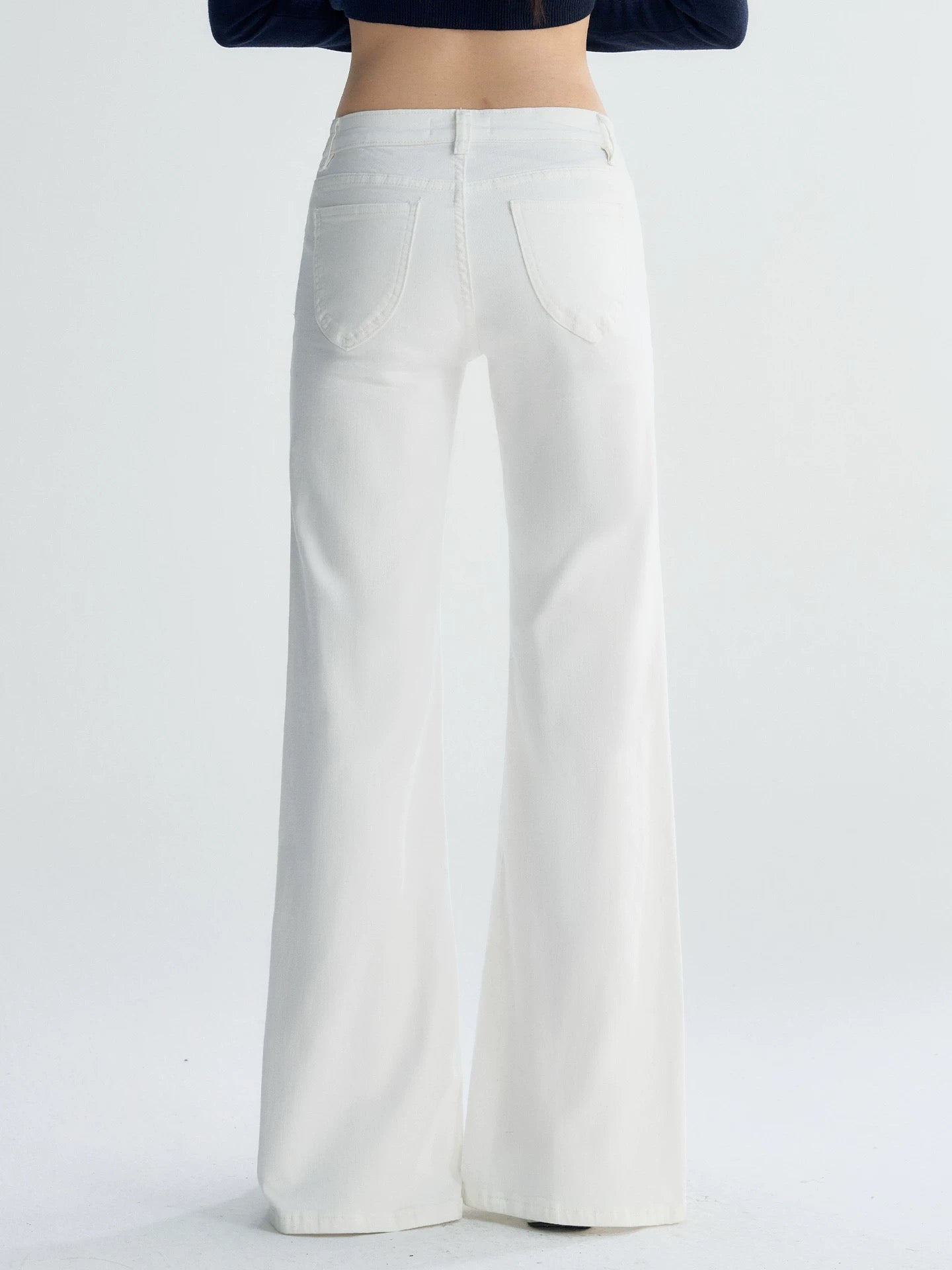 OIOI ESSE | American Style Flared White Jeans for Women, Autumn Loose Fit, Slimming Straight Leg Wide Leg Pants, Casual Long Trousers