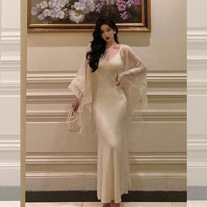 Godfrey new Chinese style suspender dress suit for women autumn gentle lace splicing long skirt and shawl two-piece set
