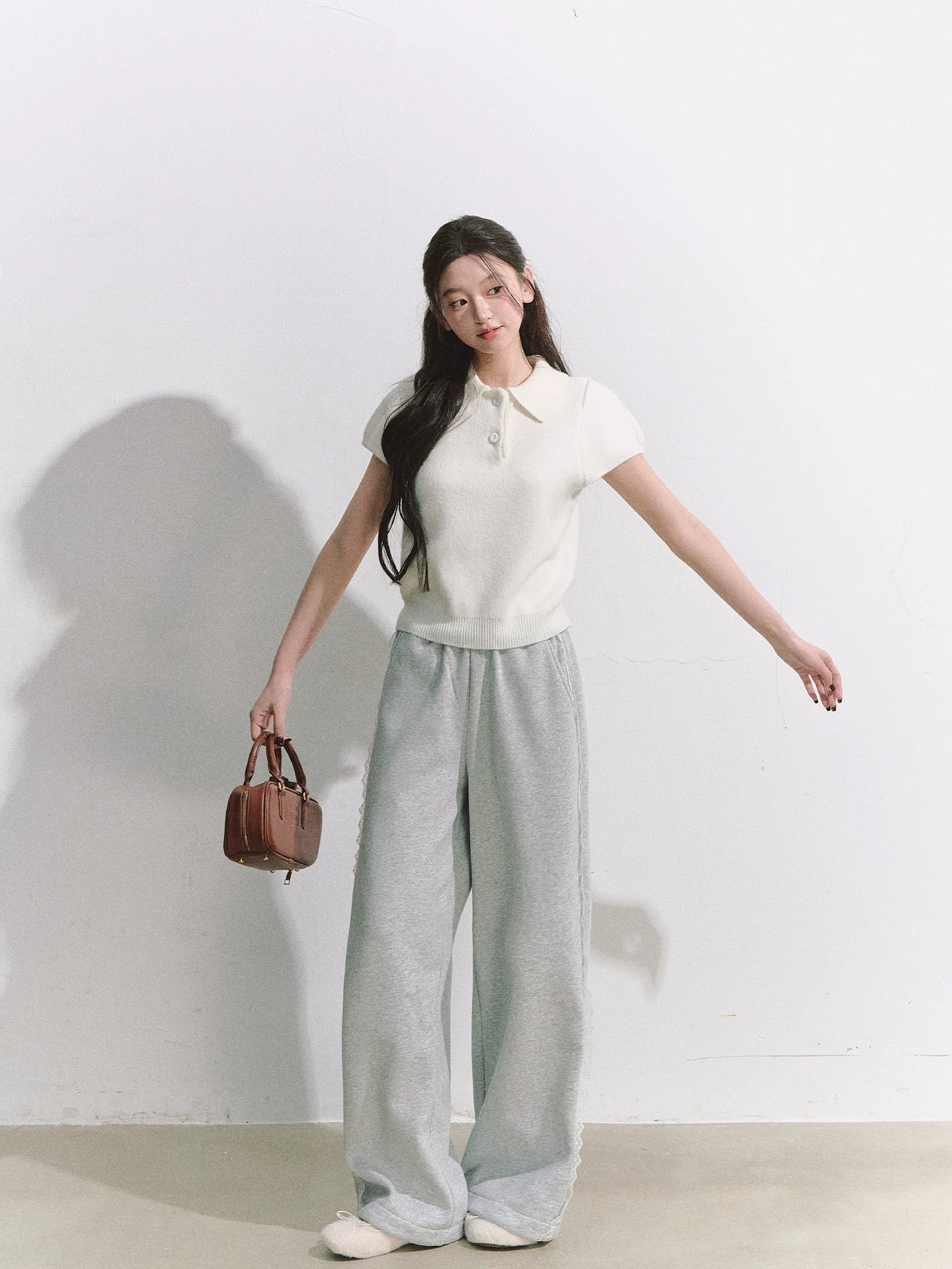 OIOI ESSE｜25AW Grey Elastic Waist Lace-Trimmed Sweatpants Straight Leg Casual Pants for Women