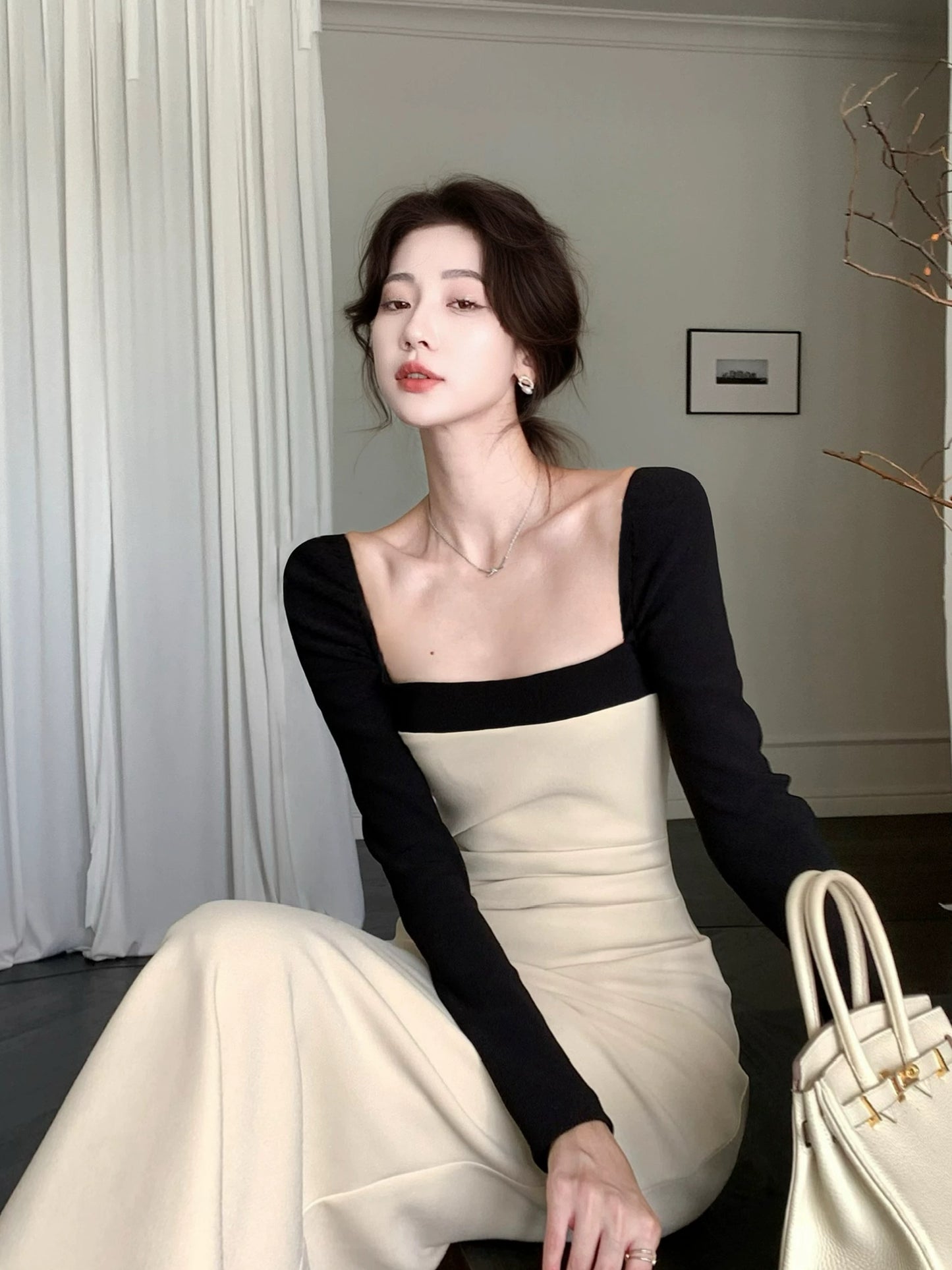 Nu Arno French-style autumn/winter patchwork square neck knit dress, long sleeves, elegant, slim fit, and sexy evening gown.