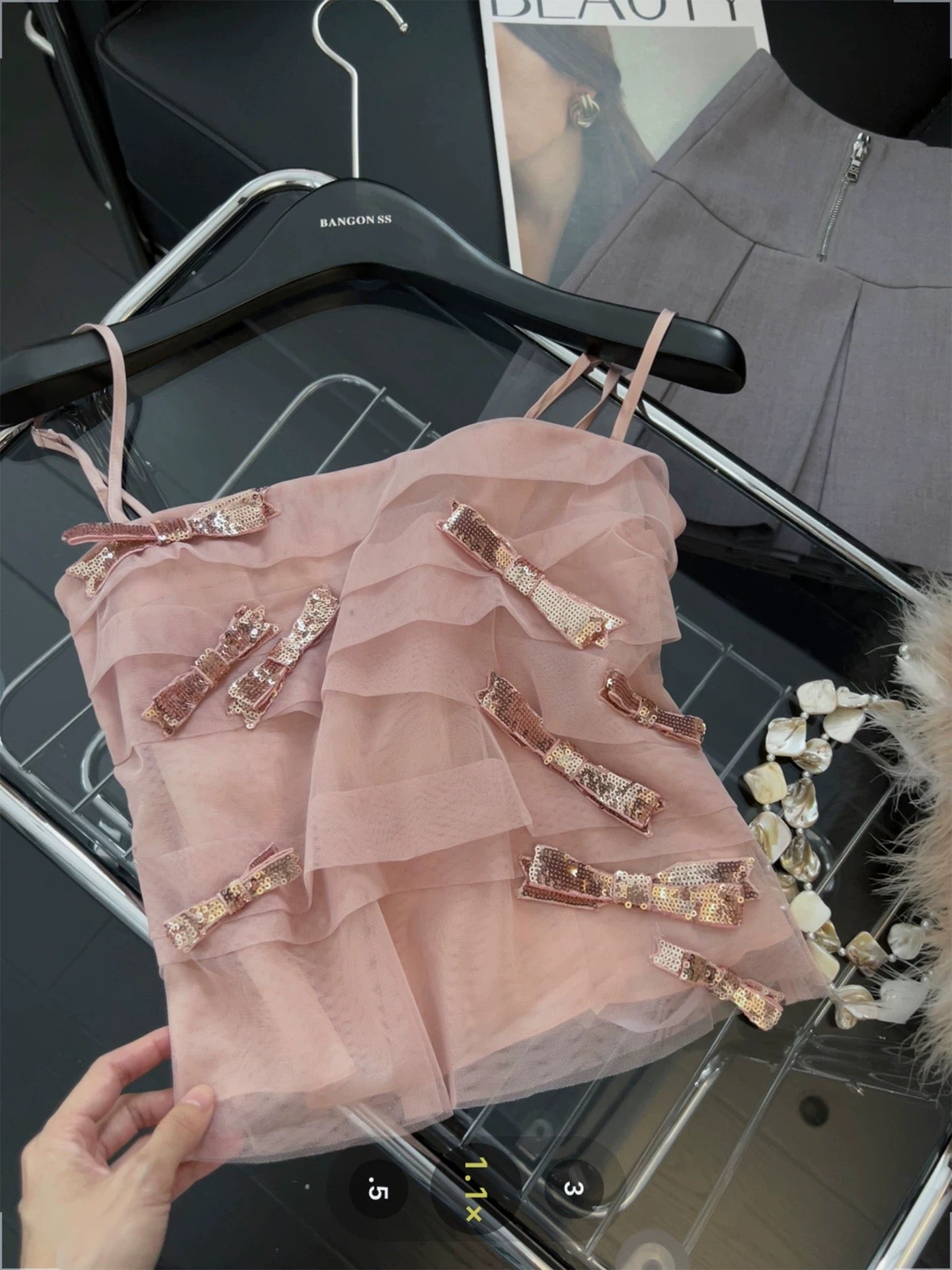 Pink mesh bow camisole for women sequined stitching design 2025 summer sweet ballet style top