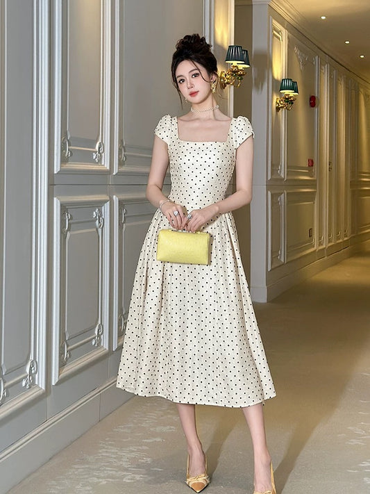 French gentle style square neck polka dot dress for women summer high-end slimming unique beautiful waist temperament long skirt