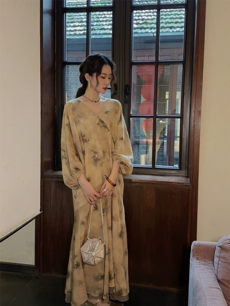Sanji Black Flower New Chinese Dress Women's 2024 New Spring Long Sleeve V-neck Temperament Niche Lotus Leaf Long Dress