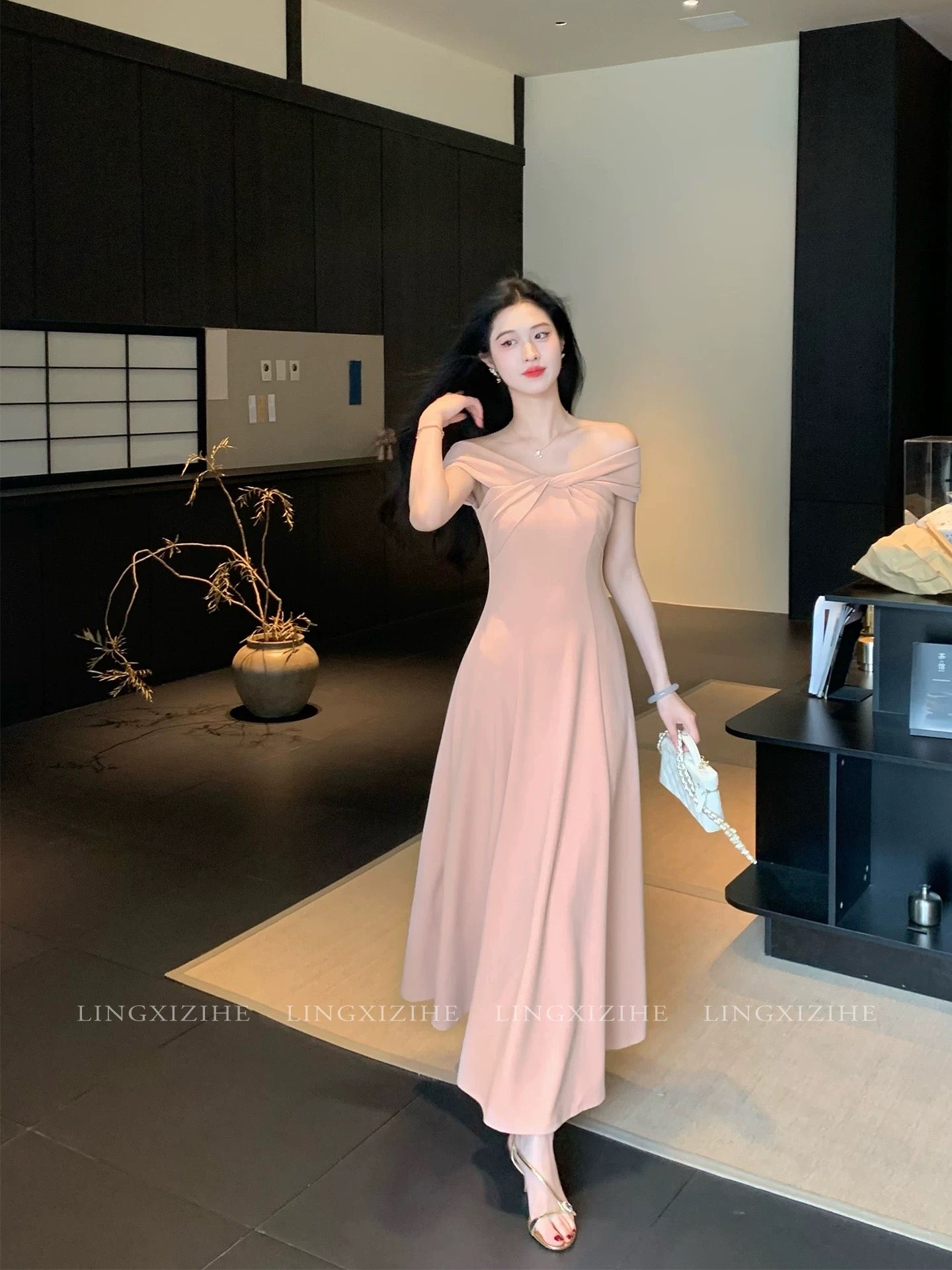 Ling Qian Zihe Rouge Huali Pink Off-Shoulder Dress Women's Spring/Summer High-End French Style Full Skirt
